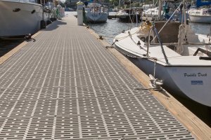 THRUFLOW PLASTIC DECKING - 3