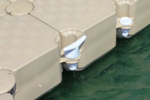 ΕΝΙΣΧΥΜΕΝΗ ΔΕΣΤΡΑ - 2