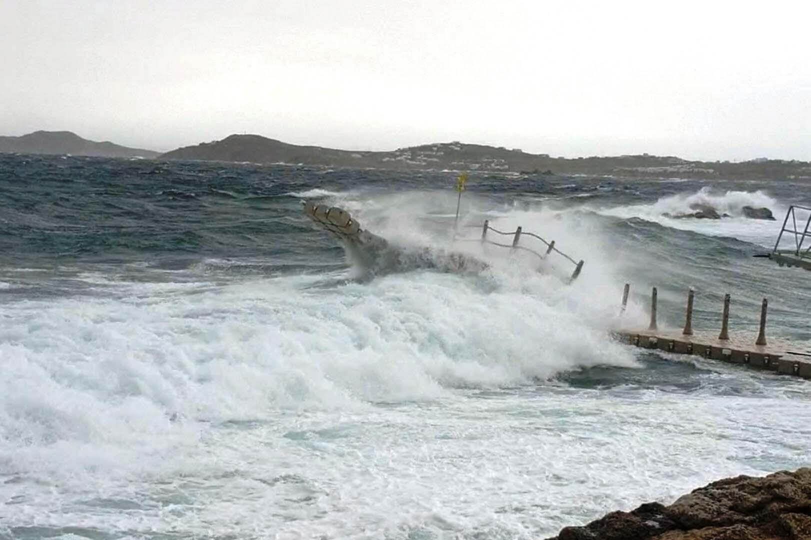 Bad weather conditions - Bad weather conditions - 18