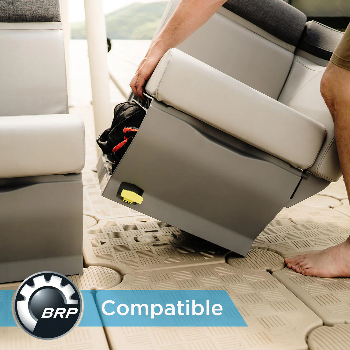 Candock floating dock tile system - example 1