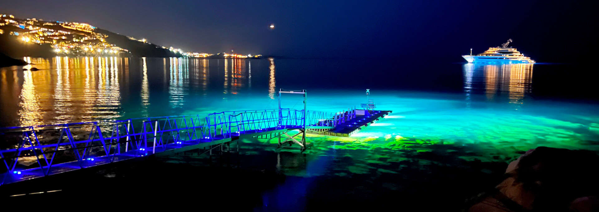 Lake Lite solar dock lights