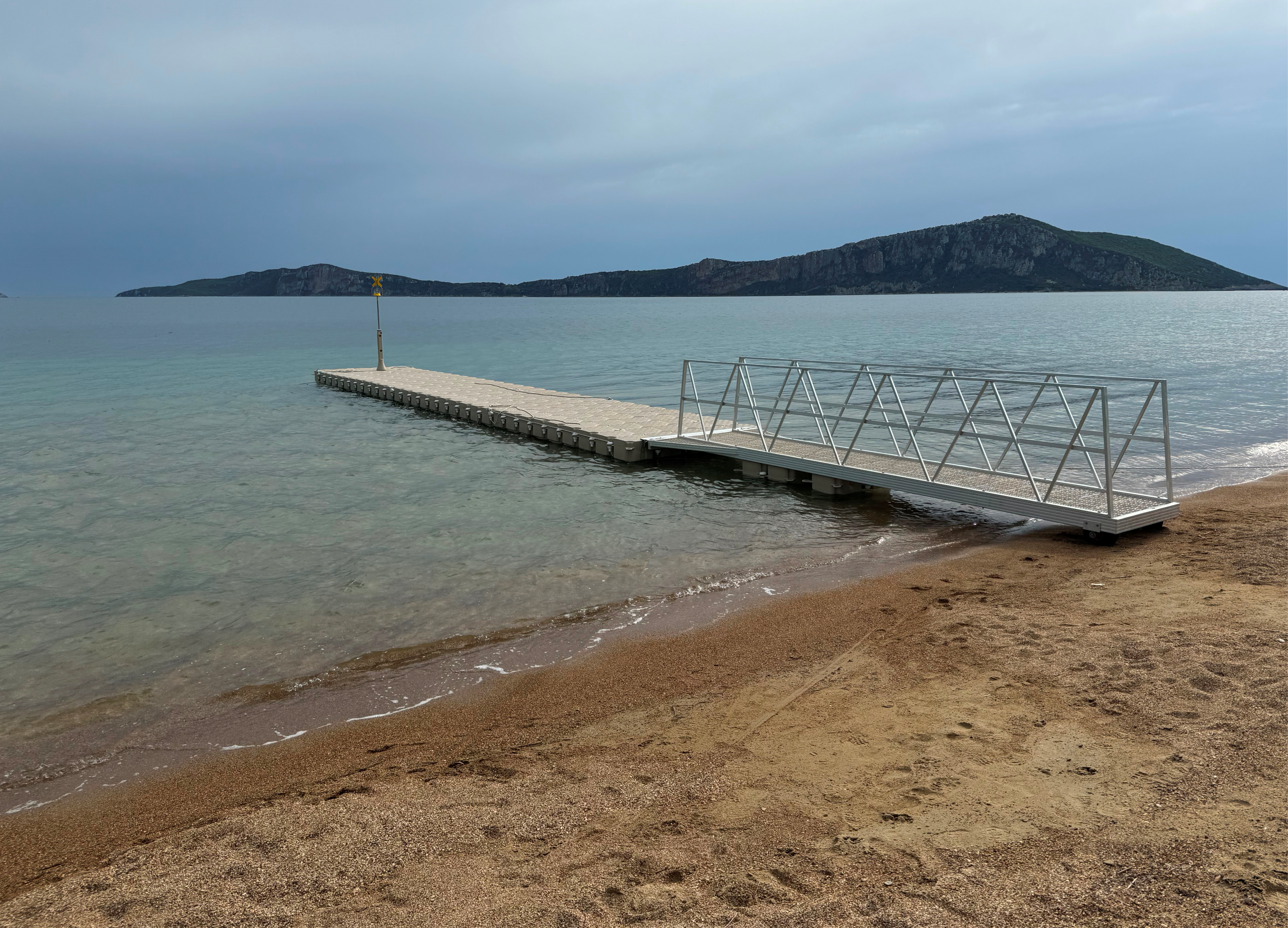 Floating dock in Messinia